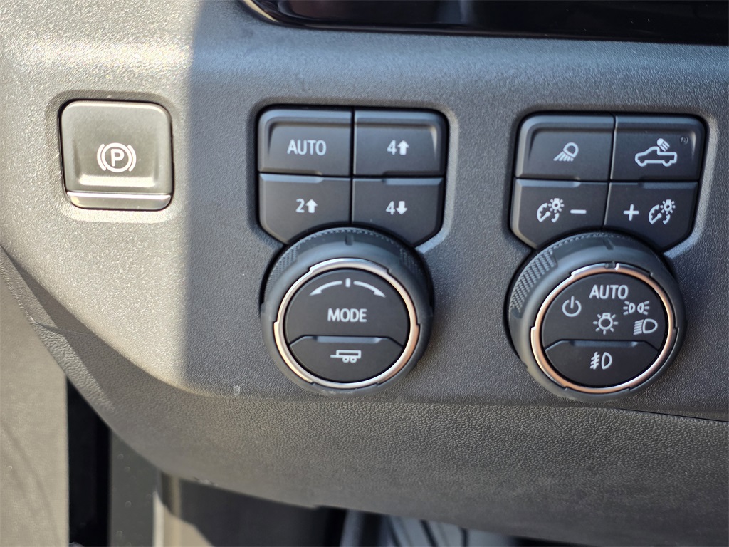2024 Chevrolet Silverado 1500 LT Trail Boss photo 25