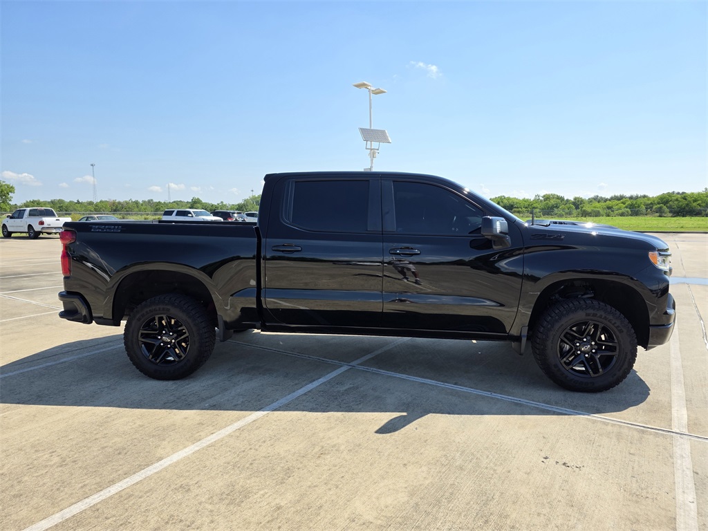 2024 Chevrolet Silverado 1500 LT Trail Boss photo 4