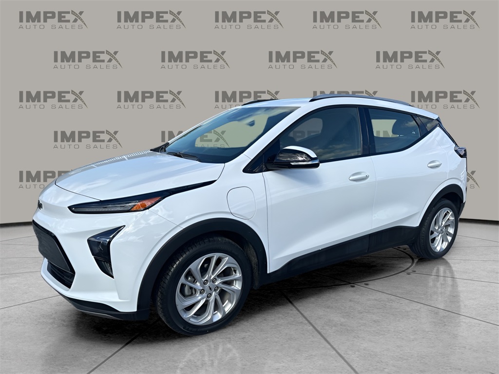2022 Chevrolet Bolt EUV LT's photo