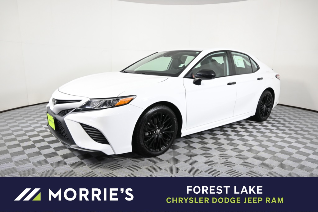 2020 Toyota Camry SE Nightshade