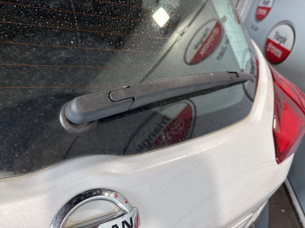 Thumbnail: 2019 Nissan Kicks - 17