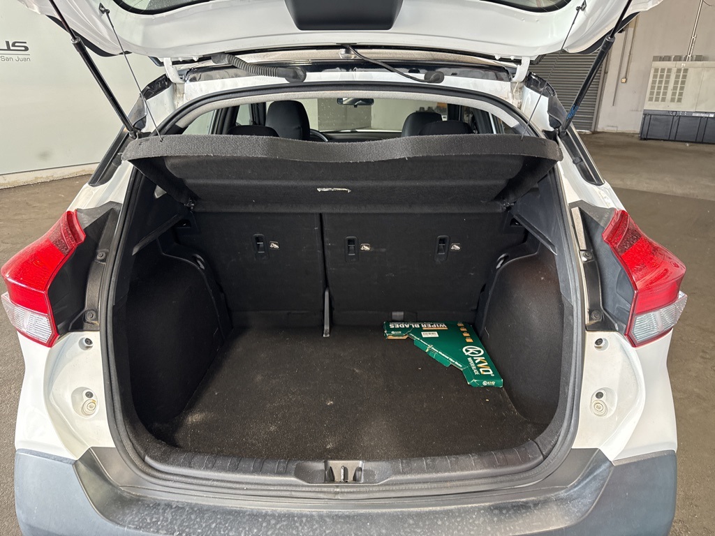 Thumbnail: 2019 Nissan Kicks - 19