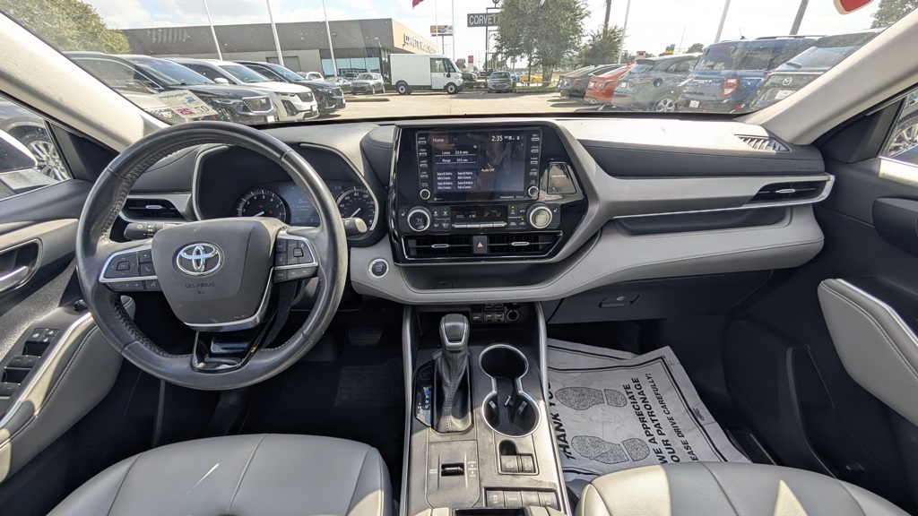 2021 Toyota Highlander XLE  at South Houston Nissan