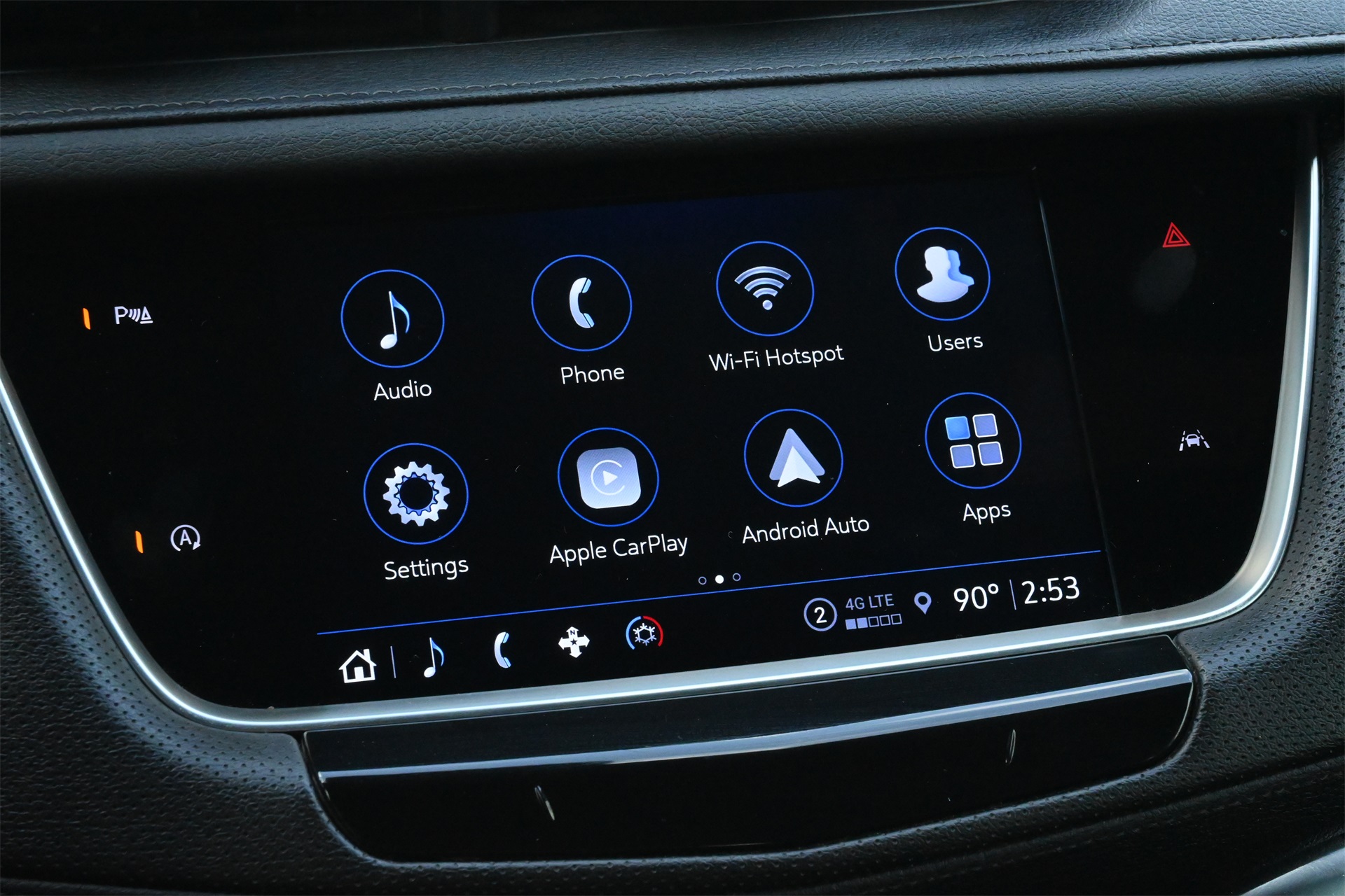 2023 Cadillac XT6 Luxury White at Tom Peacock Cadillac