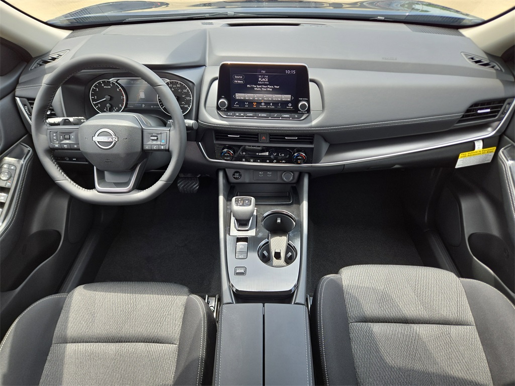 2026 Nissan Rogue SV photo 5