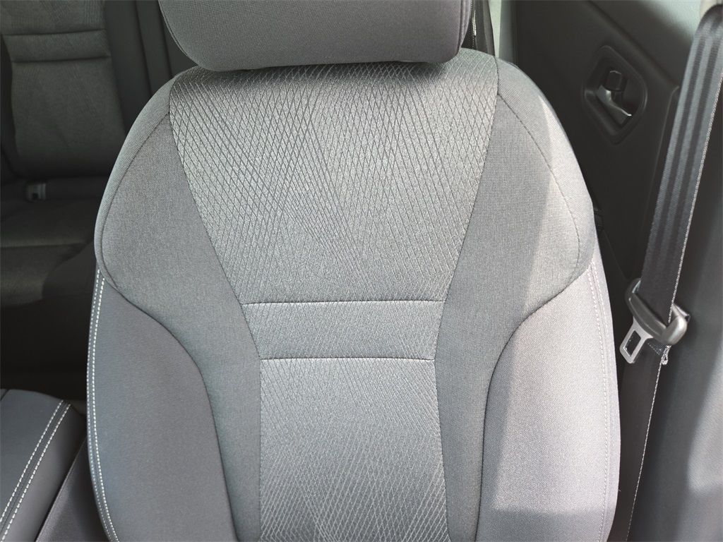 2026 Nissan Rogue SV photo 9