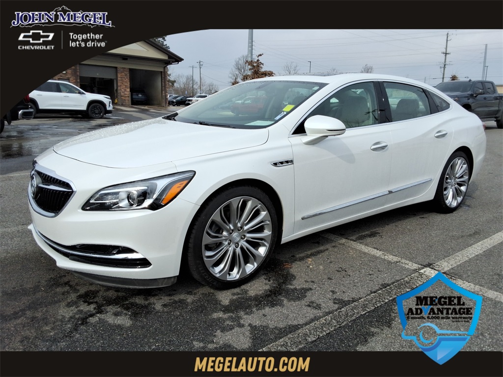 2017 Buick LaCrosse Essence FWD