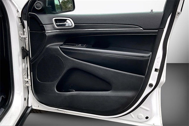 Used 2019 Jeep Grand Cherokee For Sale in Gloucester, MA