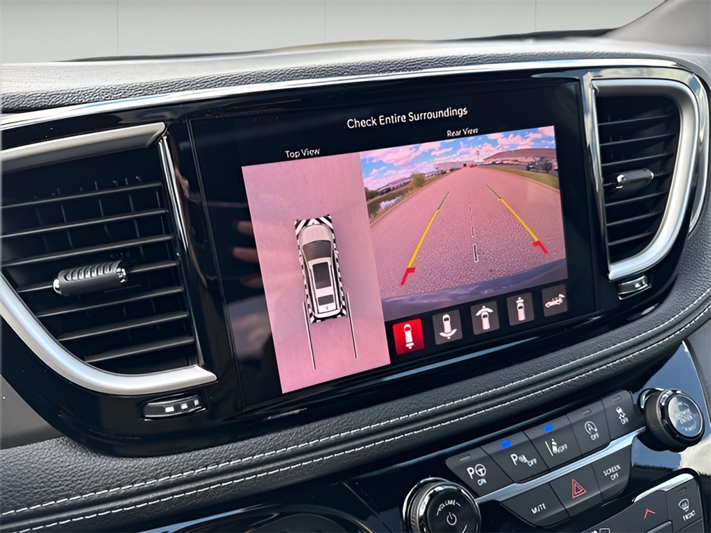2025 Chrysler Pacifica