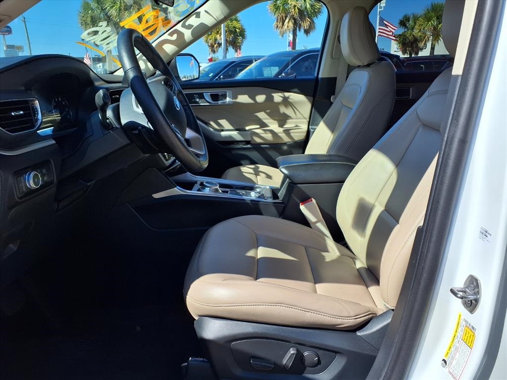 2021 Ford Explorer XLT White at Shottenkirk Kia Fort Bend