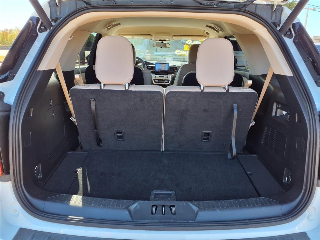 2021 Ford Explorer XLT White at Shottenkirk Kia Fort Bend