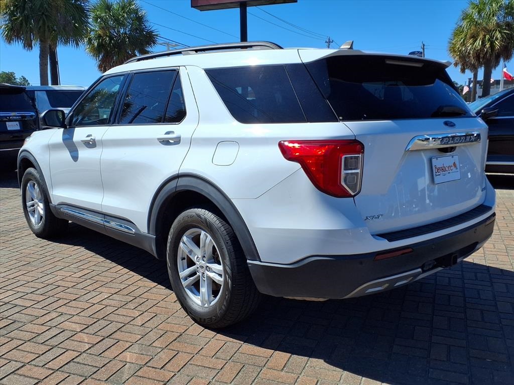 2021 Ford Explorer XLT White at Shottenkirk Kia Fort Bend