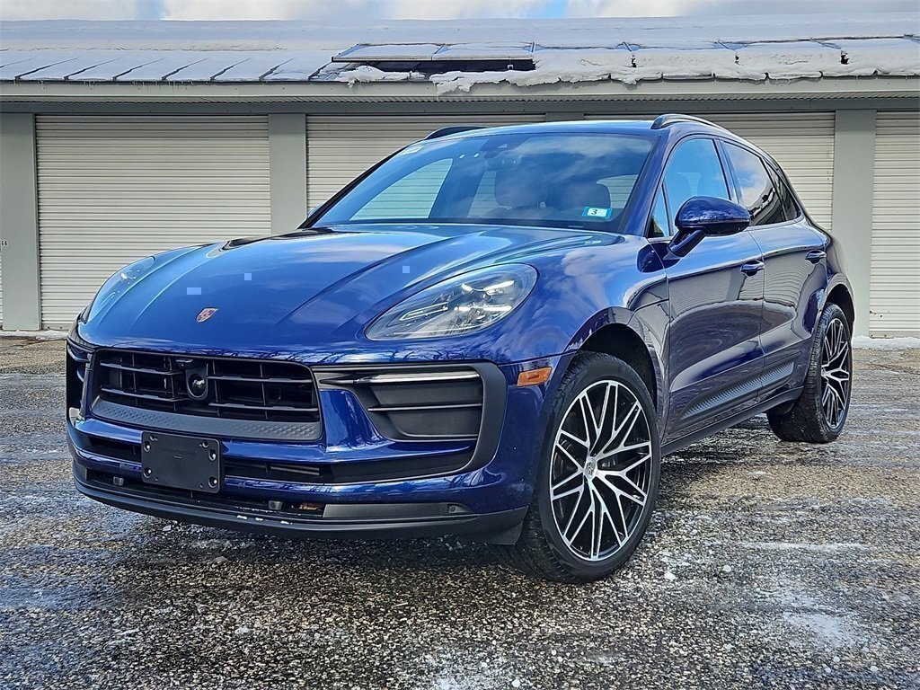 2025 Porsche Macan