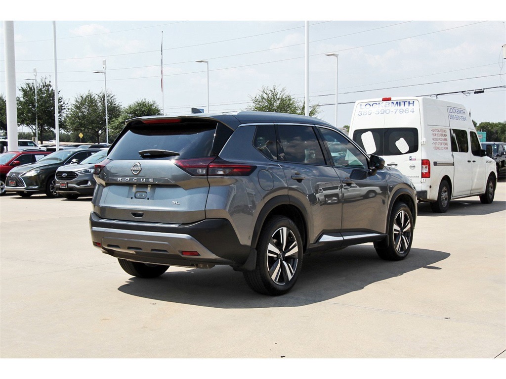 2023 Nissan Rogue SL - 5
