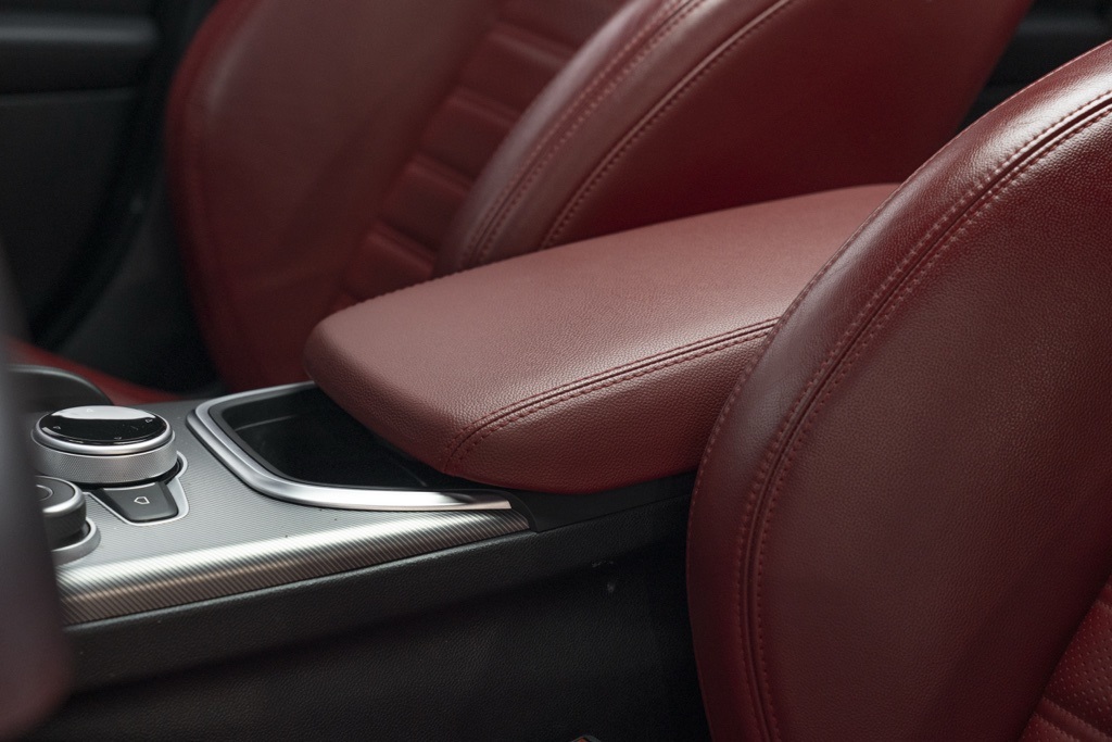 2022 Alfa Romeo Giulia Veloce - Photo 13