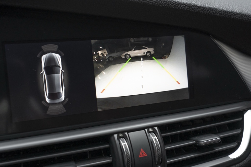 2022 Alfa Romeo Giulia Veloce - Photo 25