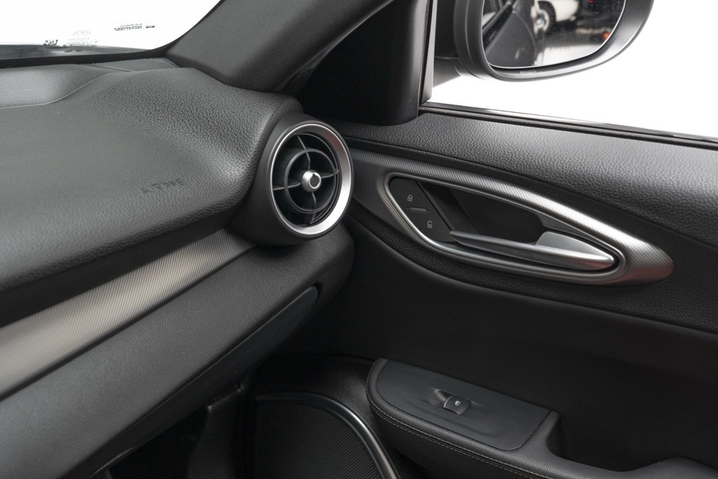 2022 Alfa Romeo Giulia Veloce - Photo 40