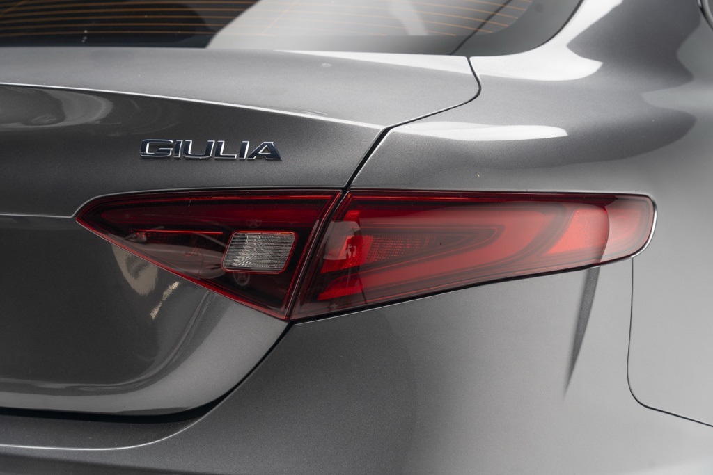 2022 Alfa Romeo Giulia Veloce - Photo 57