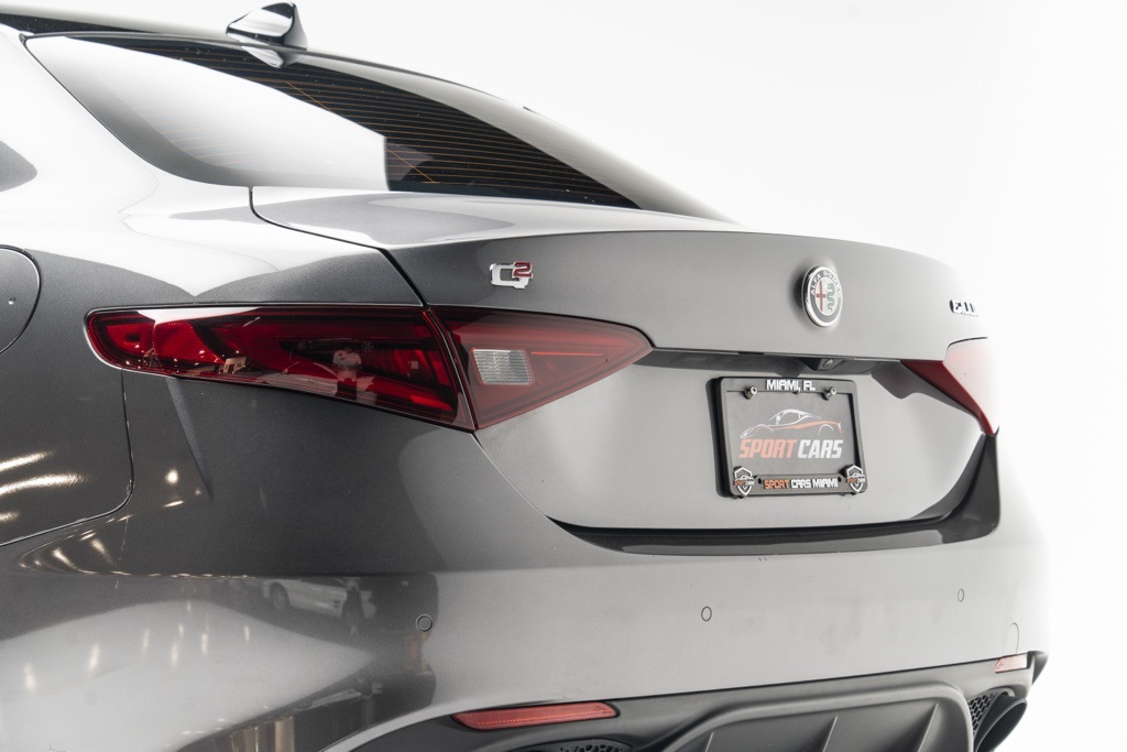 2022 Alfa Romeo Giulia Veloce - Photo 60