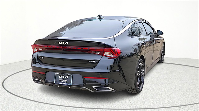 2023 Kia K5