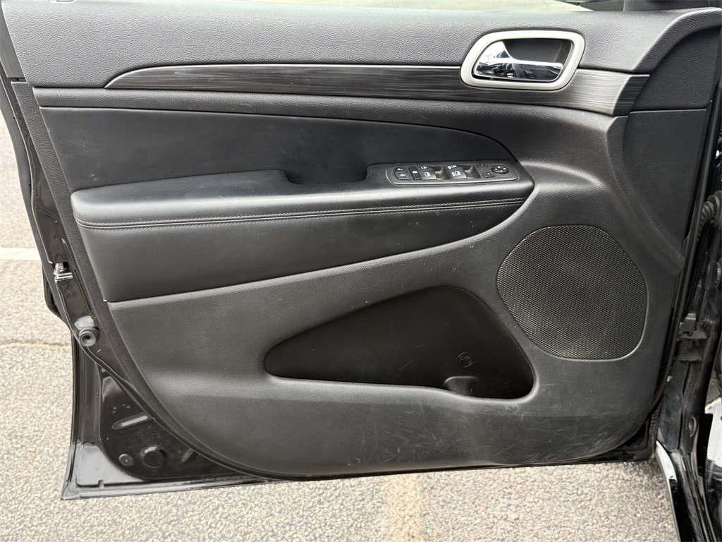 2022 Jeep Grand Cherokee WK Laredo X Black at Bayway Cadillac of The Woodlands