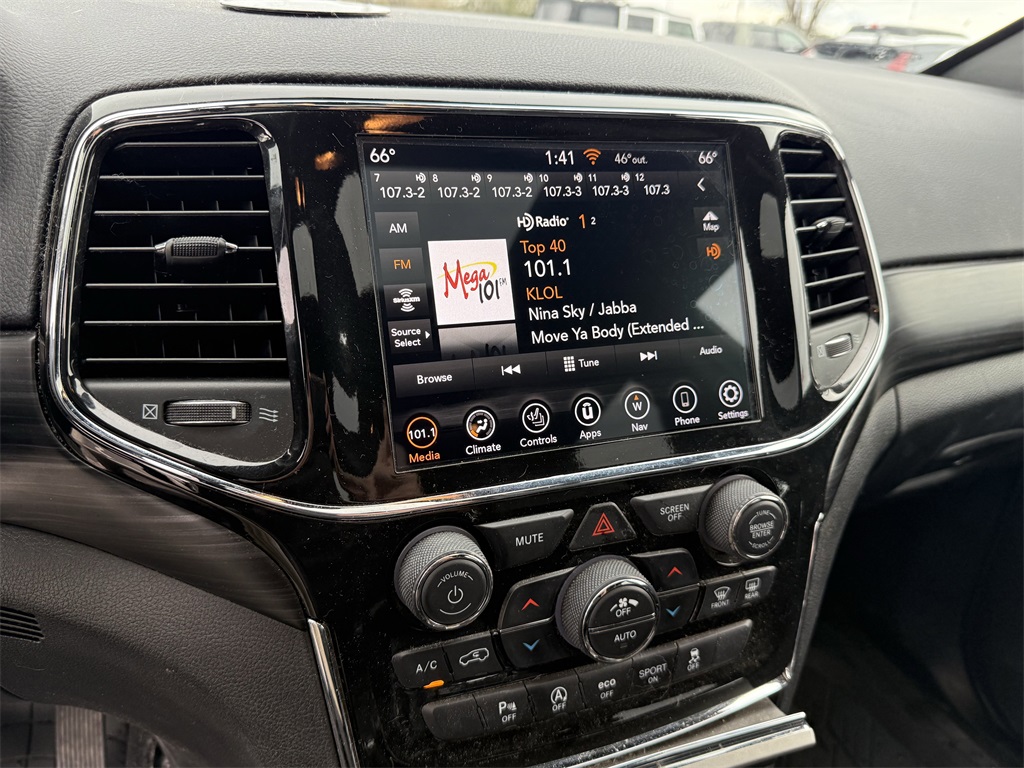 2022 Jeep Grand Cherokee WK Laredo X Black at Bayway Cadillac of The Woodlands