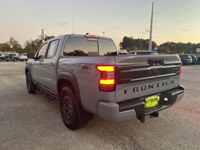 2025 Nissan Frontier PRO-4X photo 3