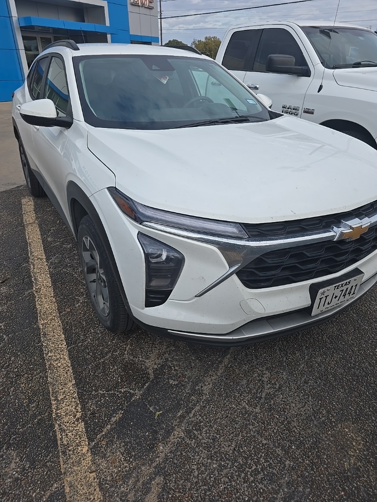 2024 Chevrolet Trax LT - 9