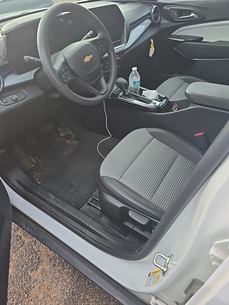 2024 Chevrolet Trax LT - 7