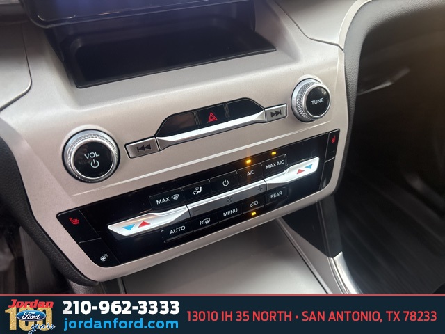 Used Car 2023 Ford Explorer  Xlt For Sale Under $35,000 In San Antonio, Texas