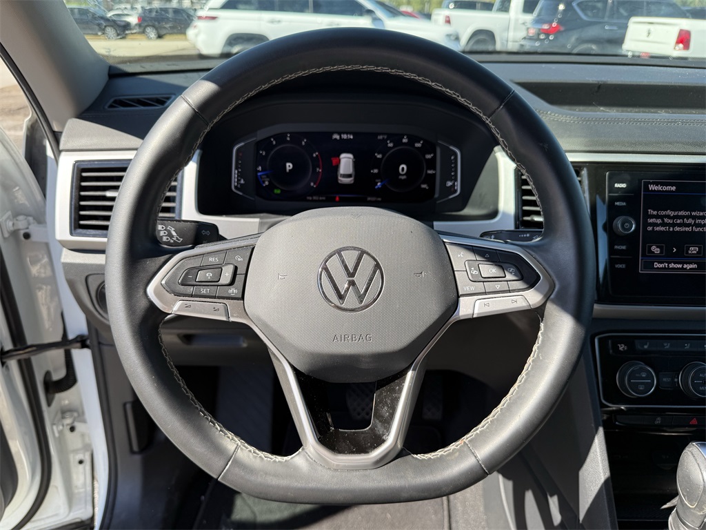 2022 Volkswagen Atlas 3.6L V6 SE w/Technology White at DeMontrond Automotive Group
