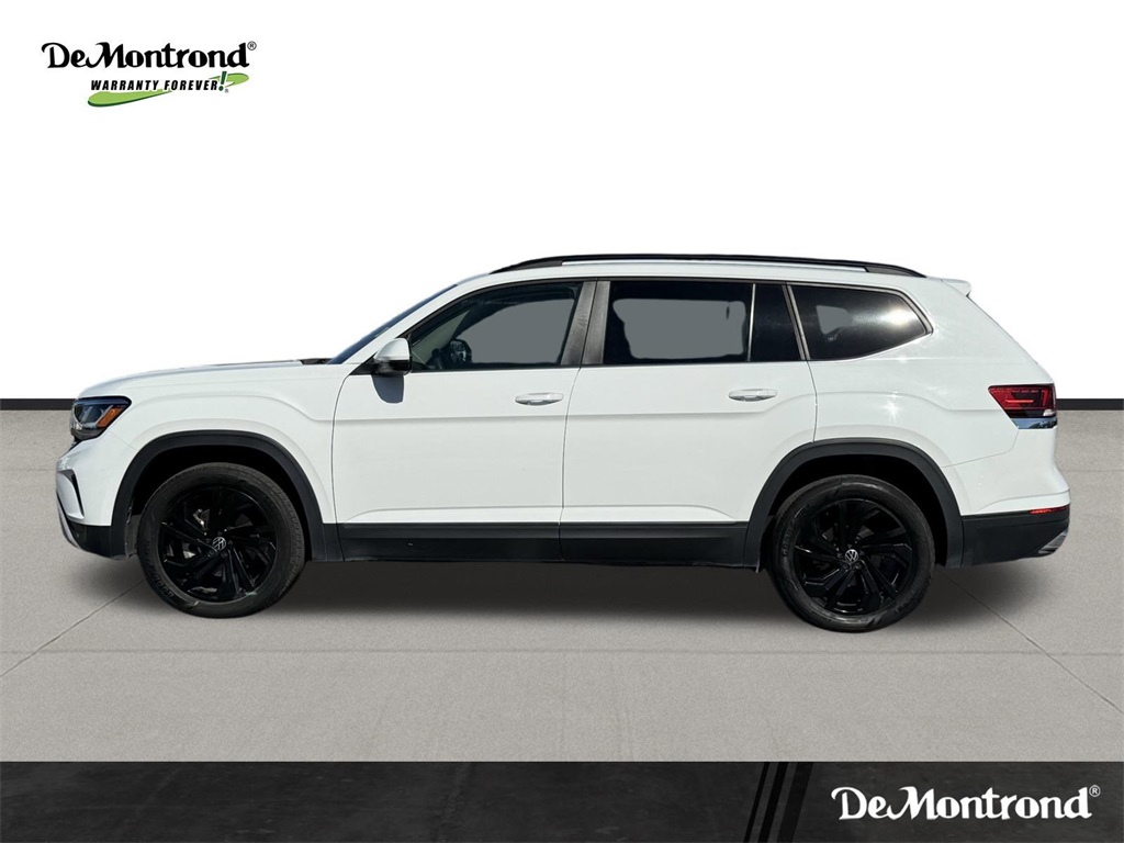2022 Volkswagen Atlas 3.6L V6 SE w/Technology White at DeMontrond Automotive Group