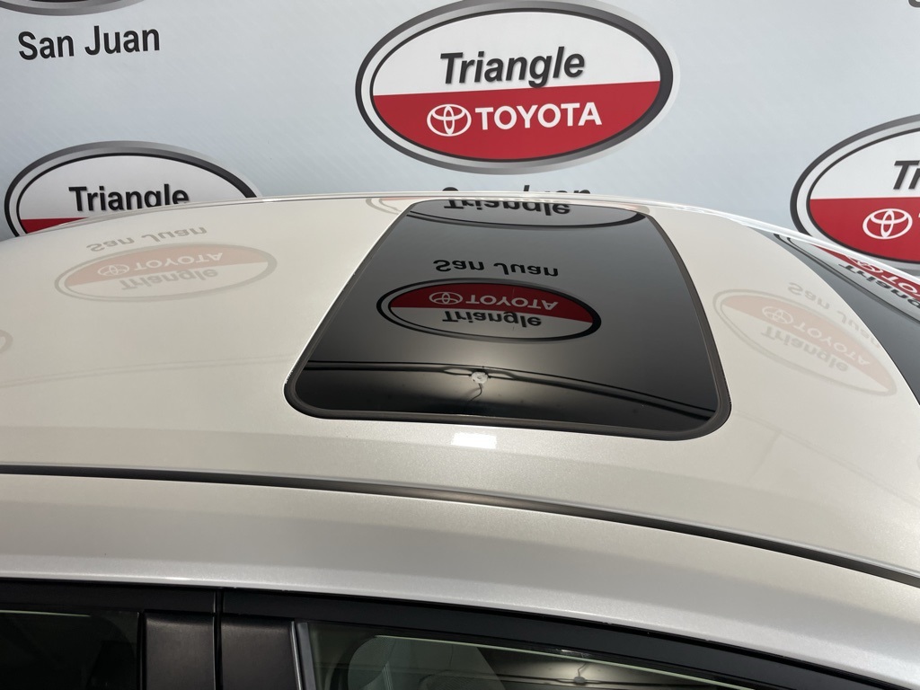 Thumbnail: 2026 Toyota Corolla - 10