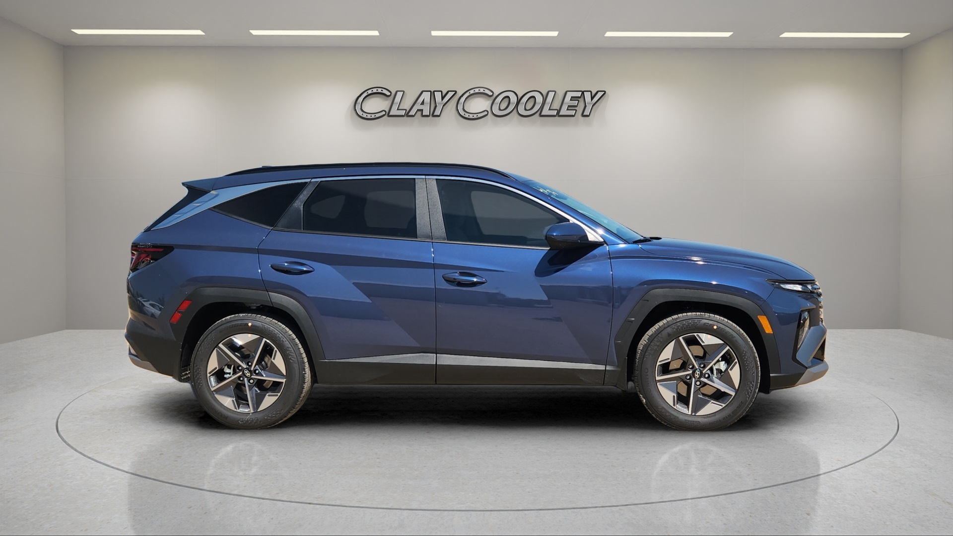 2026 Hyundai Tucson SEL photo 2