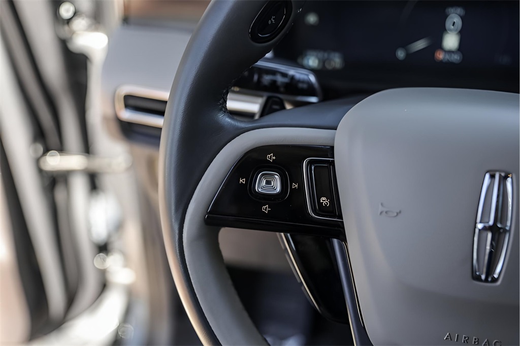 Used Car 2023 Lincoln Corsair  Reserve For Sale Under $40,000 In Austin, Texas