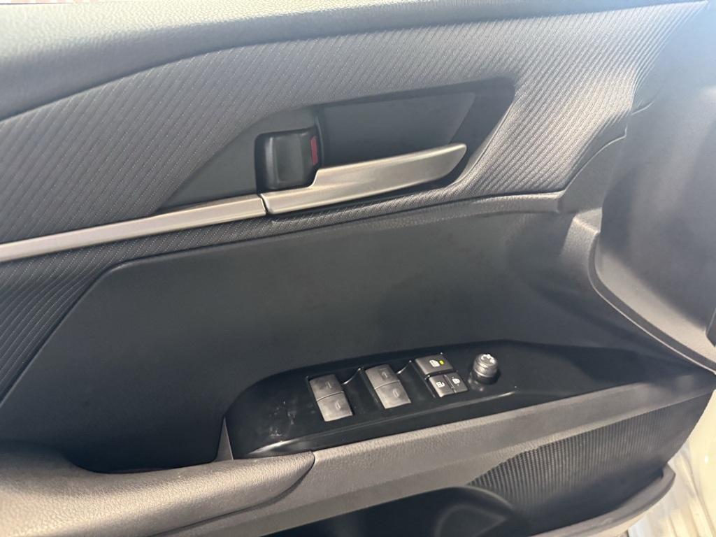 Thumbnail: 2026 Toyota Camry - 31