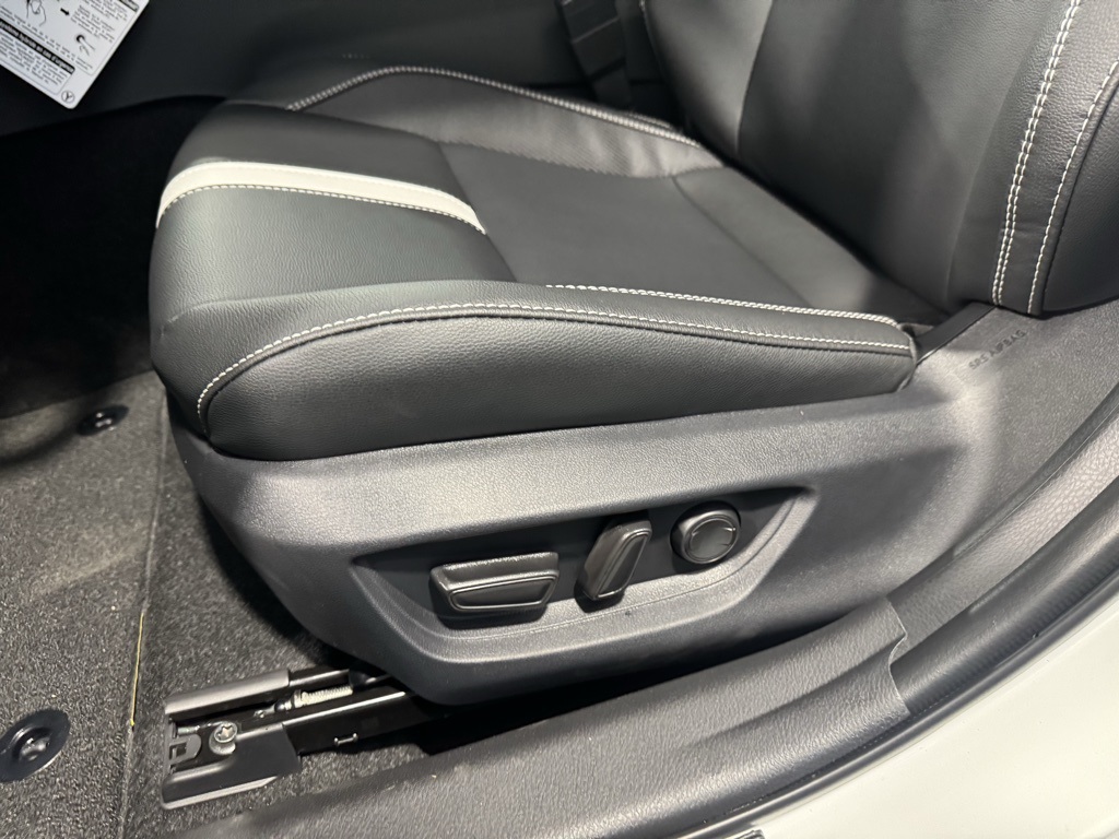 Thumbnail: 2026 Toyota Camry - 32