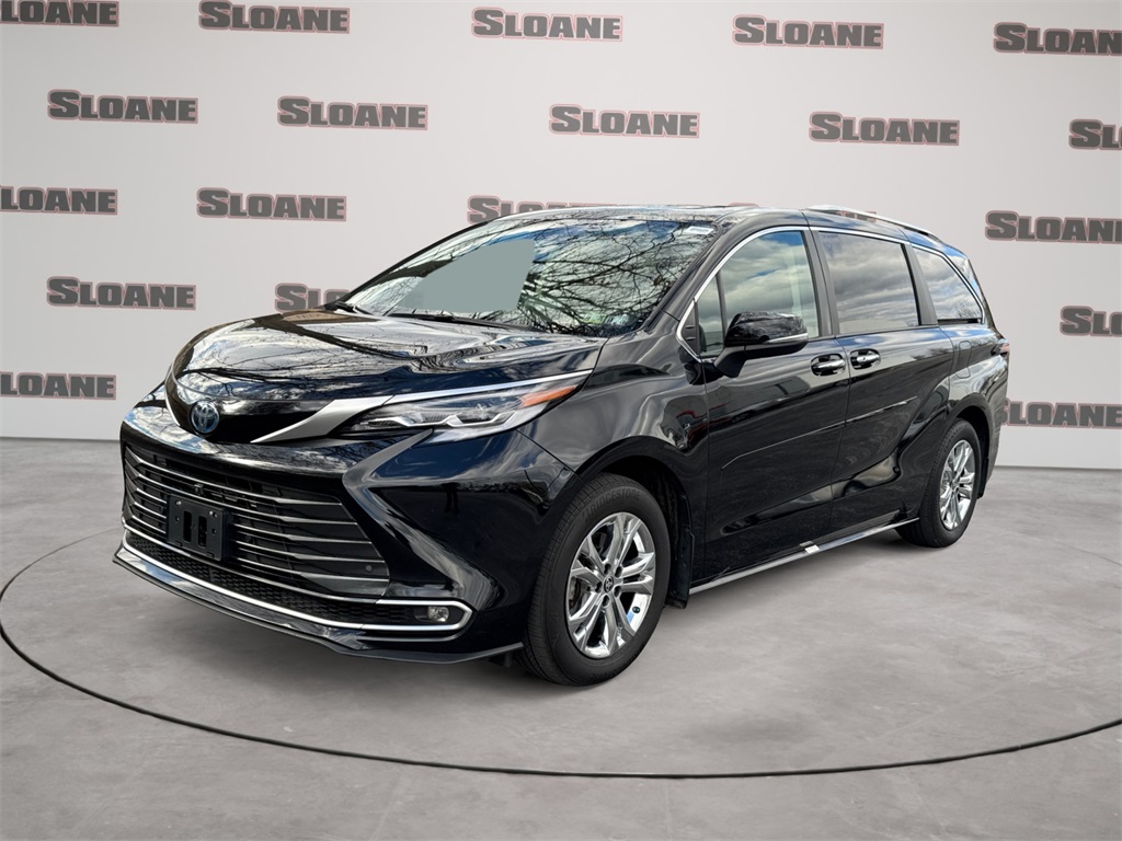 2023 Toyota Sienna Platinum 7-Passenger AWD