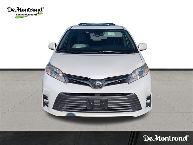 2019 Toyota Sienna XLE White at Emmons Autoplex