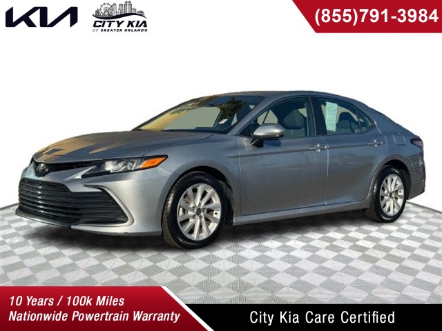 2022 Toyota Camry LE FWD