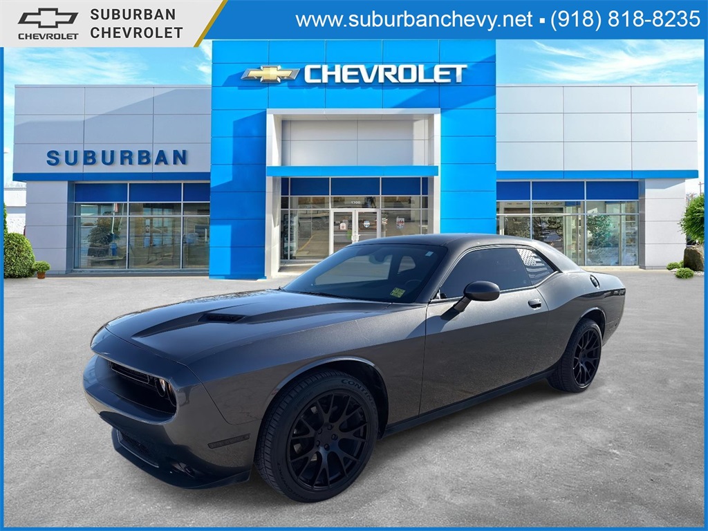 2020 Dodge Challenger SXT RWD