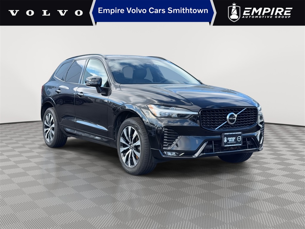 2024 Volvo XC60 B5 Core Dark Theme AWD