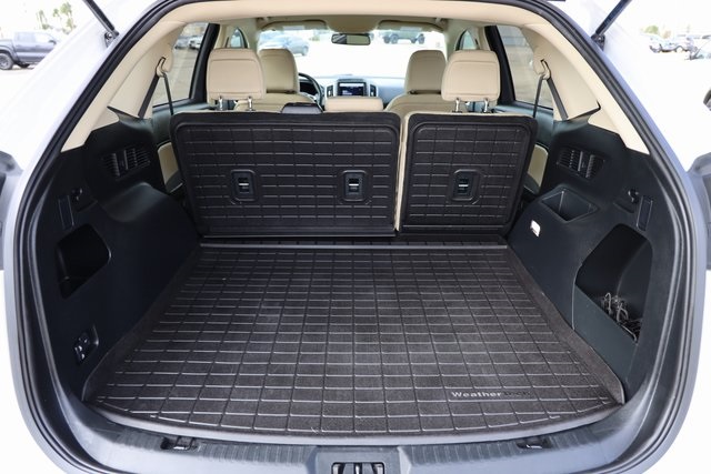 2022 Ford Edge SEL White at Emmons Autoplex