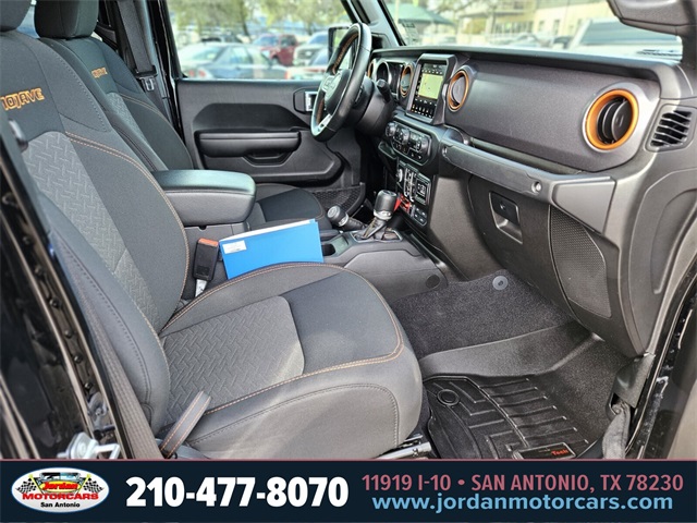 Used Car 2021 Jeep Gladiator  Mojave For Sale Under $40,000 In San Antonio, Texas