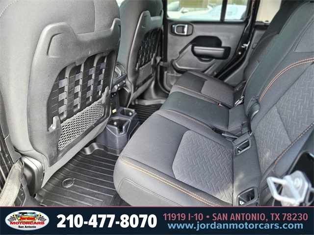 Used Car 2021 Jeep Gladiator  Mojave For Sale Under $40,000 In San Antonio, Texas