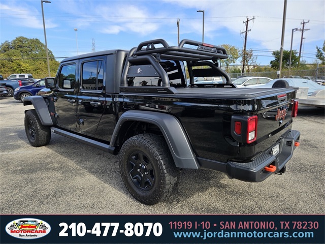 Used Car 2021 Jeep Gladiator  Mojave For Sale Under $40,000 In San Antonio, Texas