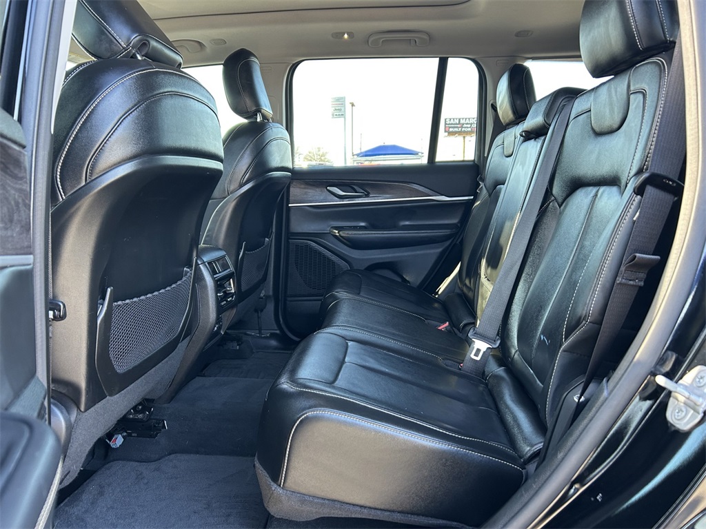 Used Car 2023 Jeep Grand Cherokee  Limited For Sale Under $30,000 In San Marcos, Texas