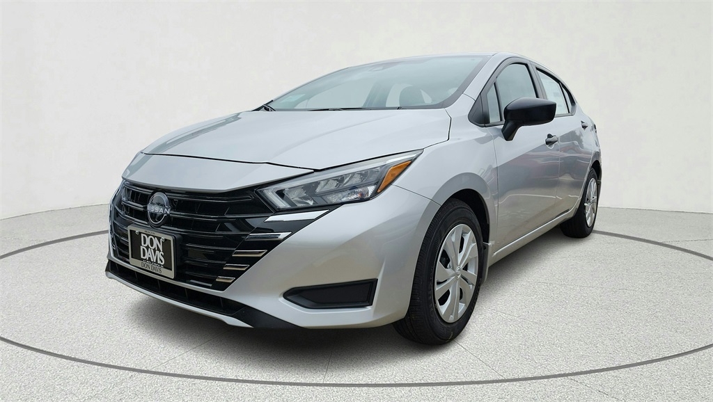 2025 Nissan Versa