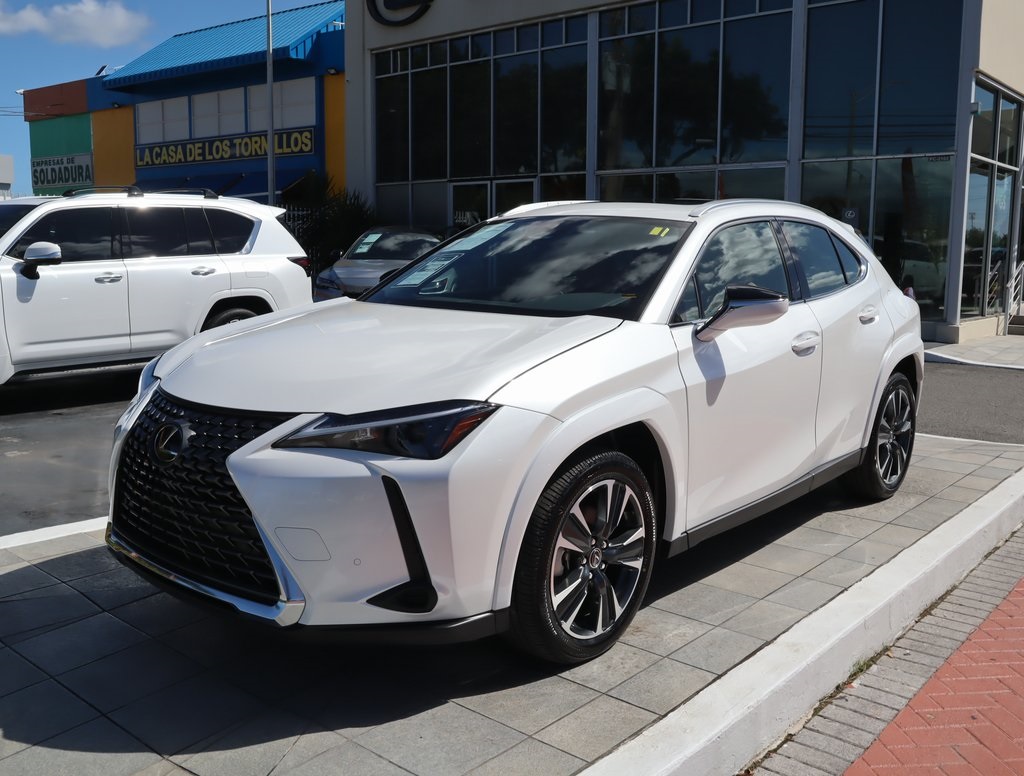Thumbnail: 2025 Lexus UX - 2