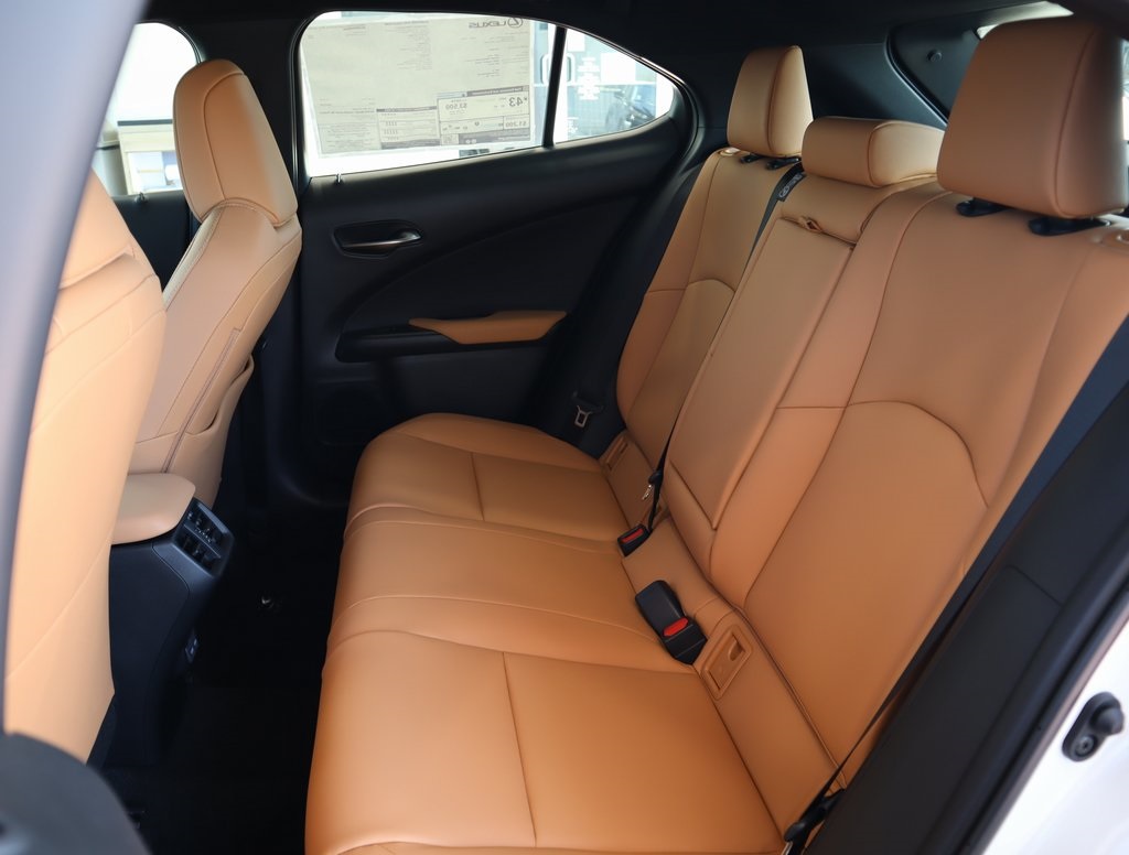 Thumbnail: 2025 Lexus UX - 29